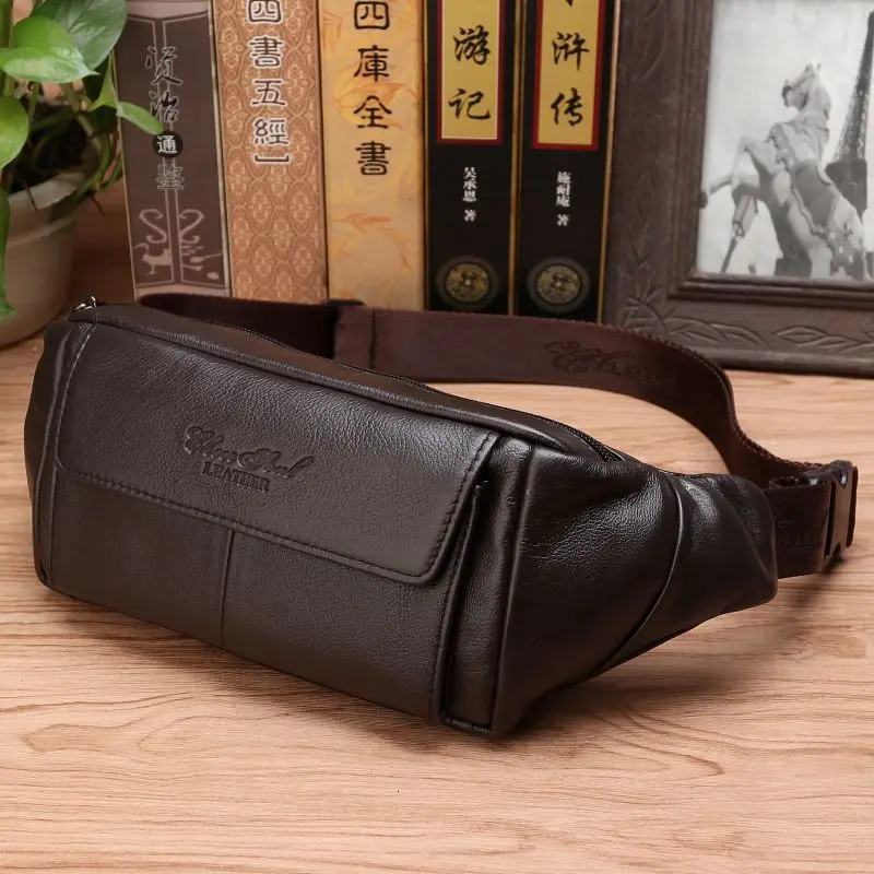 Bolsa de Cintura Masculina em  - Men Accessories Box avaliação e preço