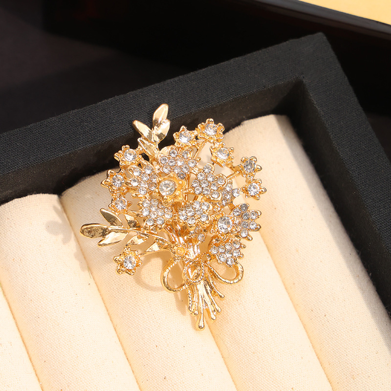 Broches de luxo para mulheres  - Men Accessories Bouquet avaliação e preço