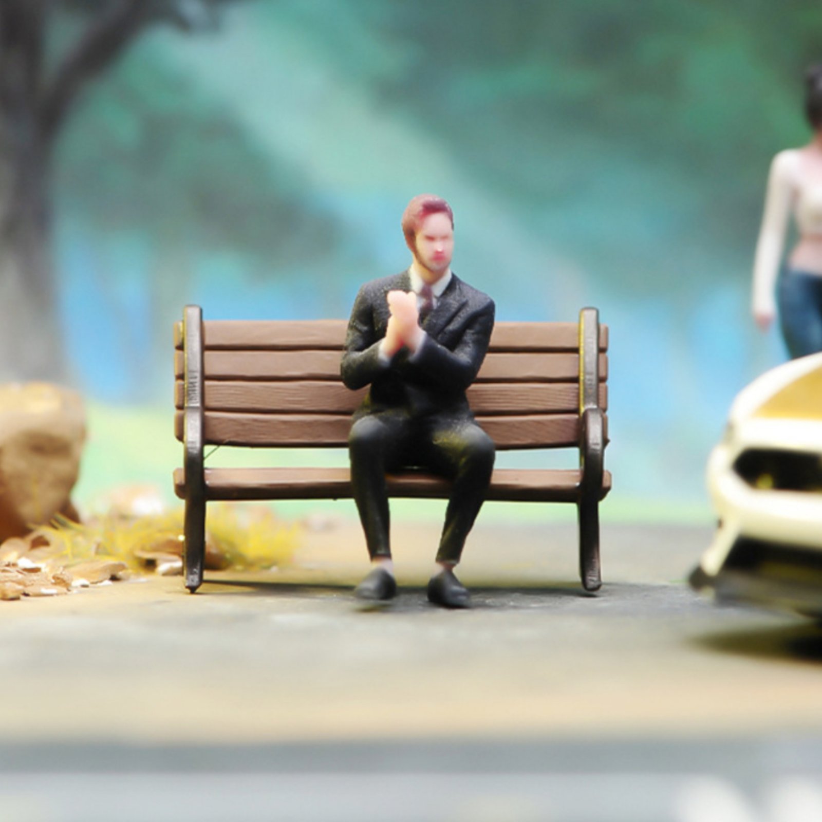 Figura de Homem Sentado em Esc - Men'S Suit Accessories avaliação e preço
